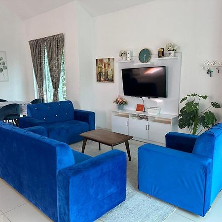 Aswadhuda Homestay Seri Iskandar Εξωτερικό φωτογραφία