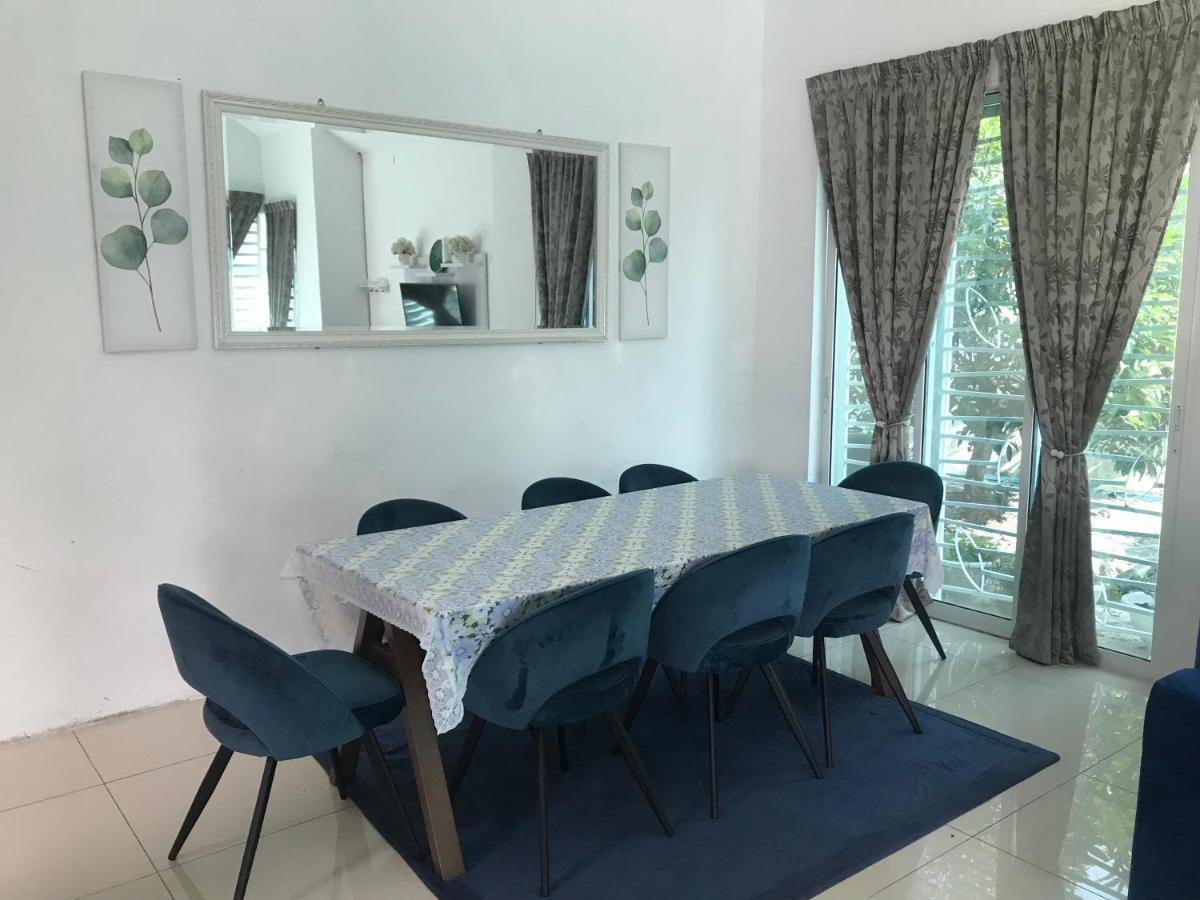 Aswadhuda Homestay Seri Iskandar Εξωτερικό φωτογραφία